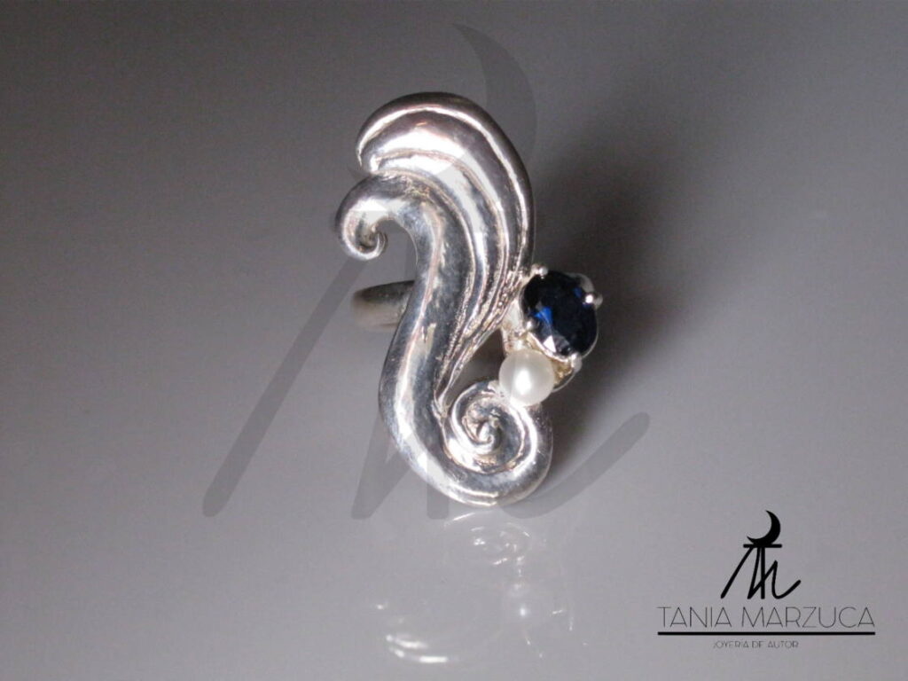 Anillo "Azul Profundo"