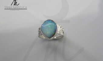 Anillo "Ópalo Mamá"